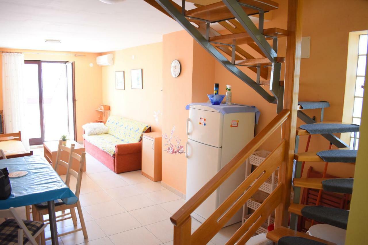 Apartments Srkoc Pinezići Eksteriør billede
